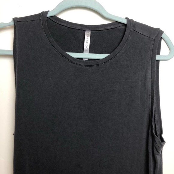 Fabletic loose tank top Sz S - Picture 2 of 3